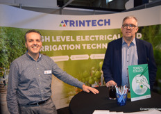 Trintech - Gullio NIeddu en Gaston Pauwels. Samen met Hoogendoorn Automatisering ontwikkelden ze Entryline. Deze compacte bemestingsunit is geschikt voor stand alone gebruik